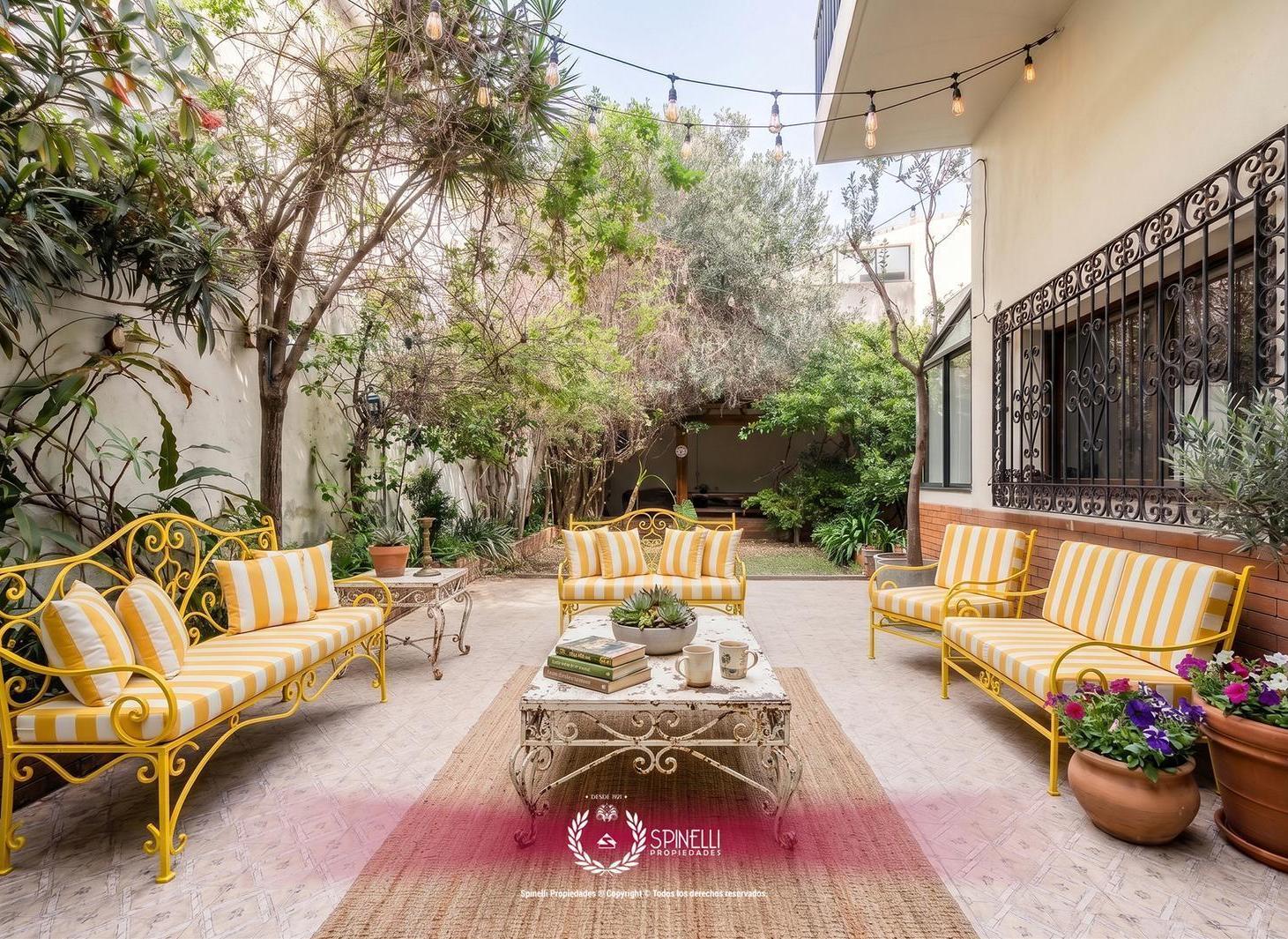 Foto de Venta casa 7 ambientes a reciclar patio 2 baños jardín 300M² sobre, imagen 2