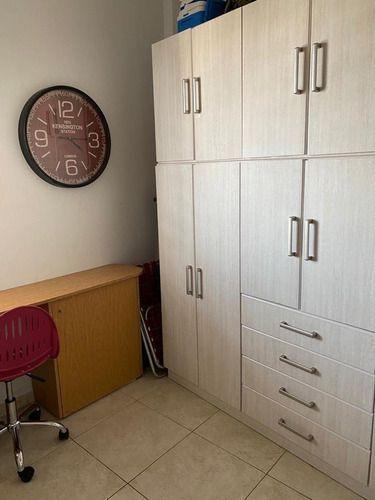 Piso de 5 Ambientes - 2 Cocheras 1