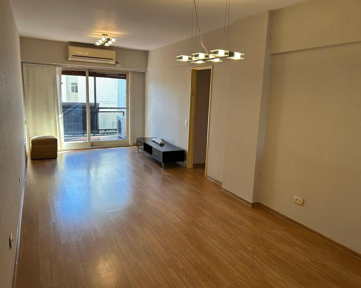 Departamento 5 Ambientes. | Montes de Oca Al 1100 2