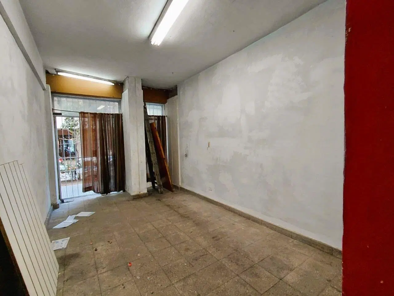 ALQUILER LOCAL 4