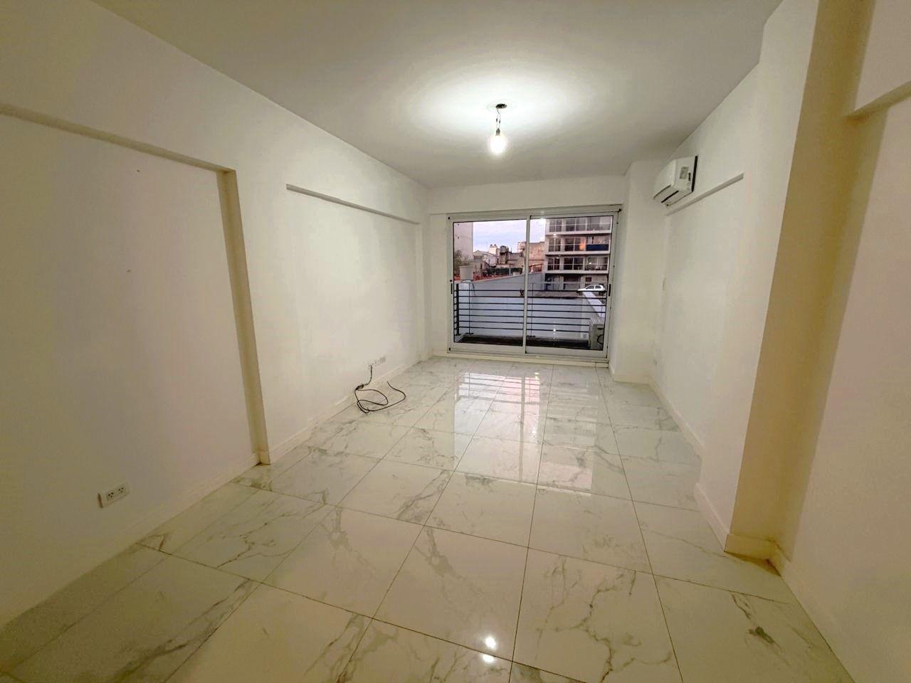 ALQUILER MONOAMBIENTE IMPECABLE