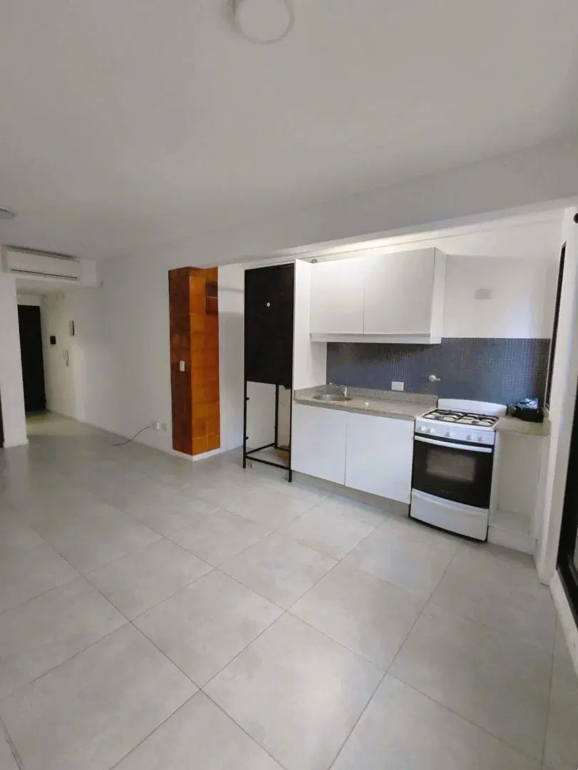 ALQUILER MONOAMBIENTE 5