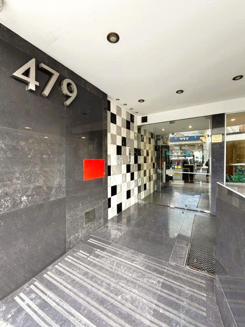 VENTA 2 AMBIENTES CON VESTIDOR