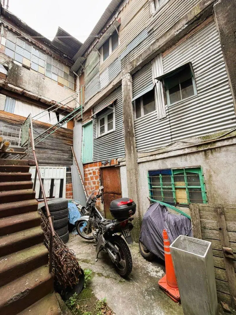 VENTA LOTE A METROS DE LA BOMBONERA 4