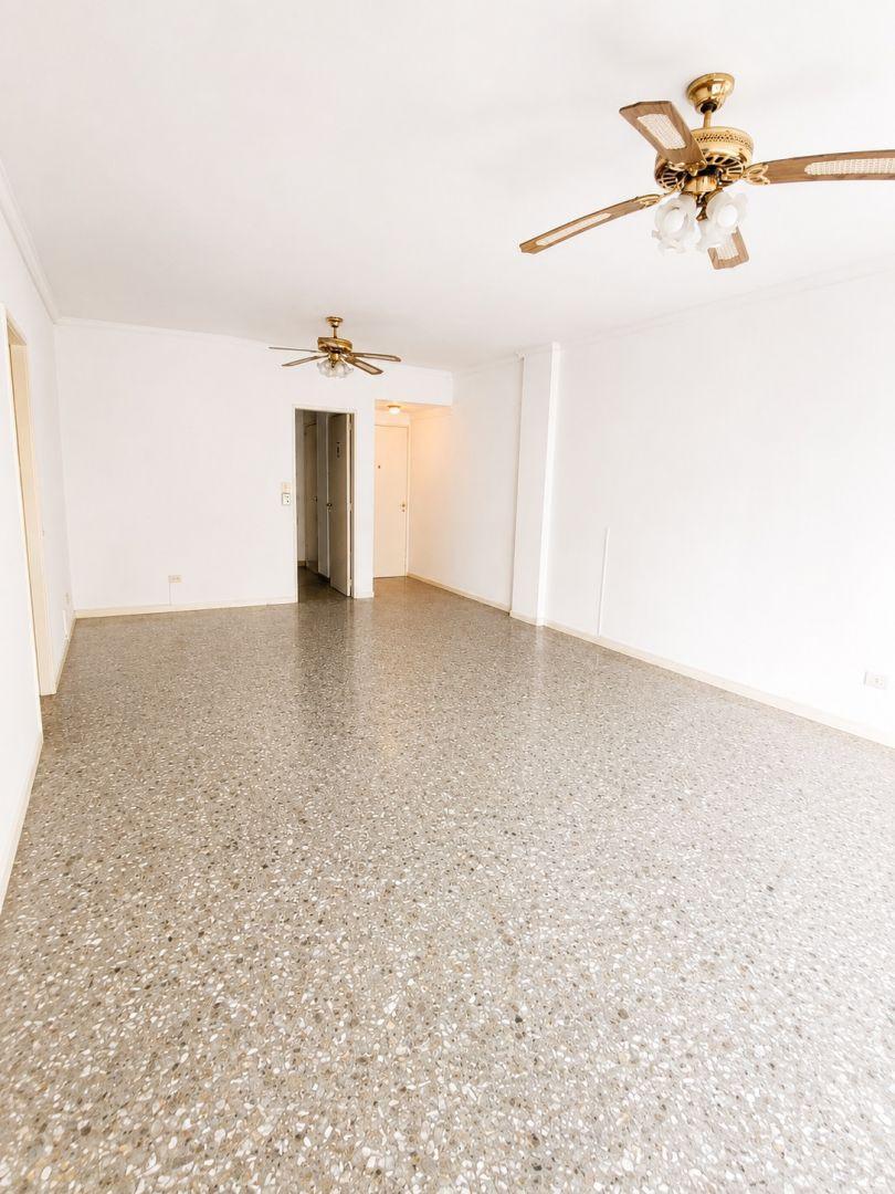 Foto de VENTA 3 AMBIENTES C/ DEPENDENCIA, imagen 3