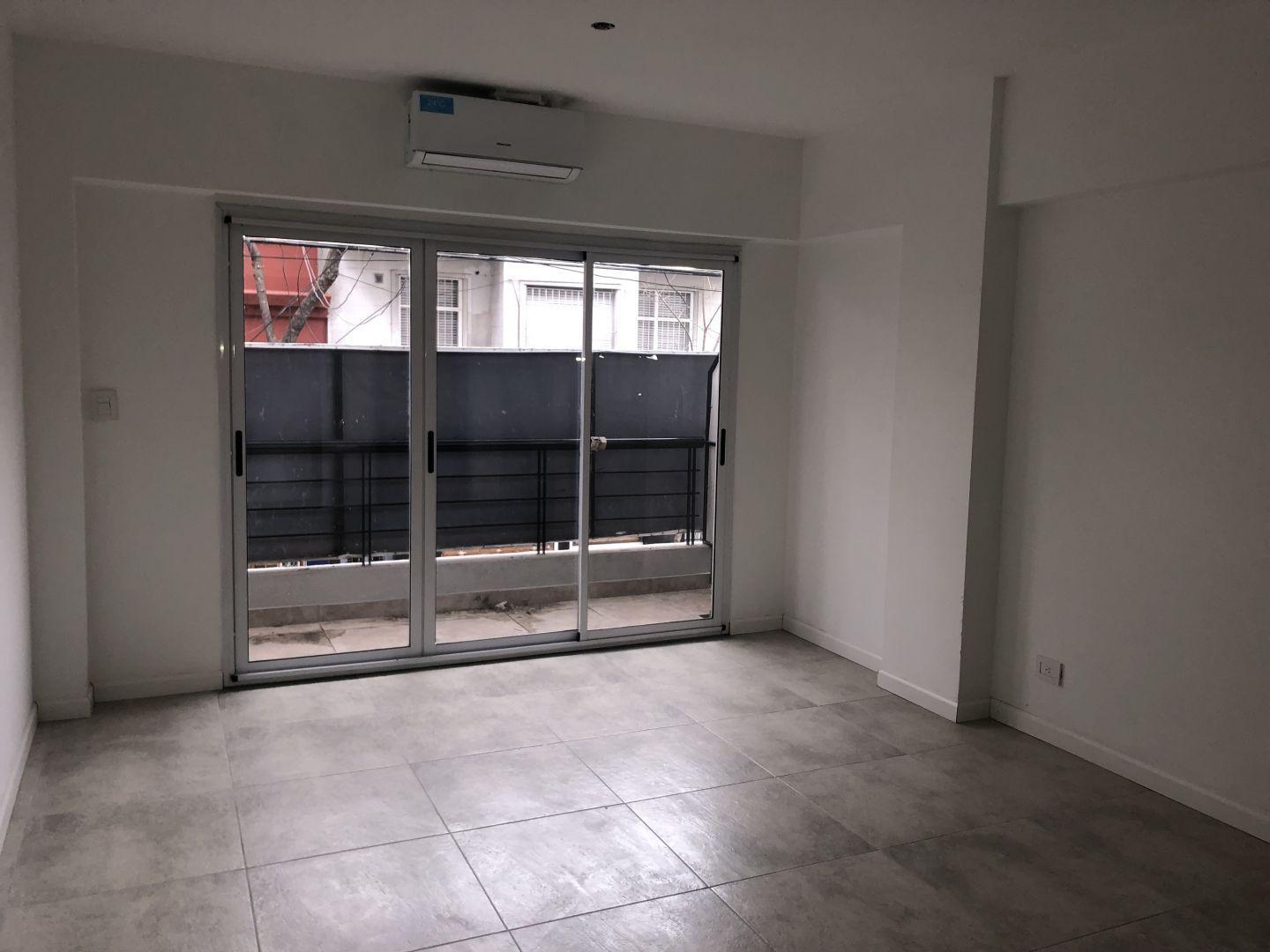 Foto de VENTA 2 AMBIENTES CON BALCON, imagen 1