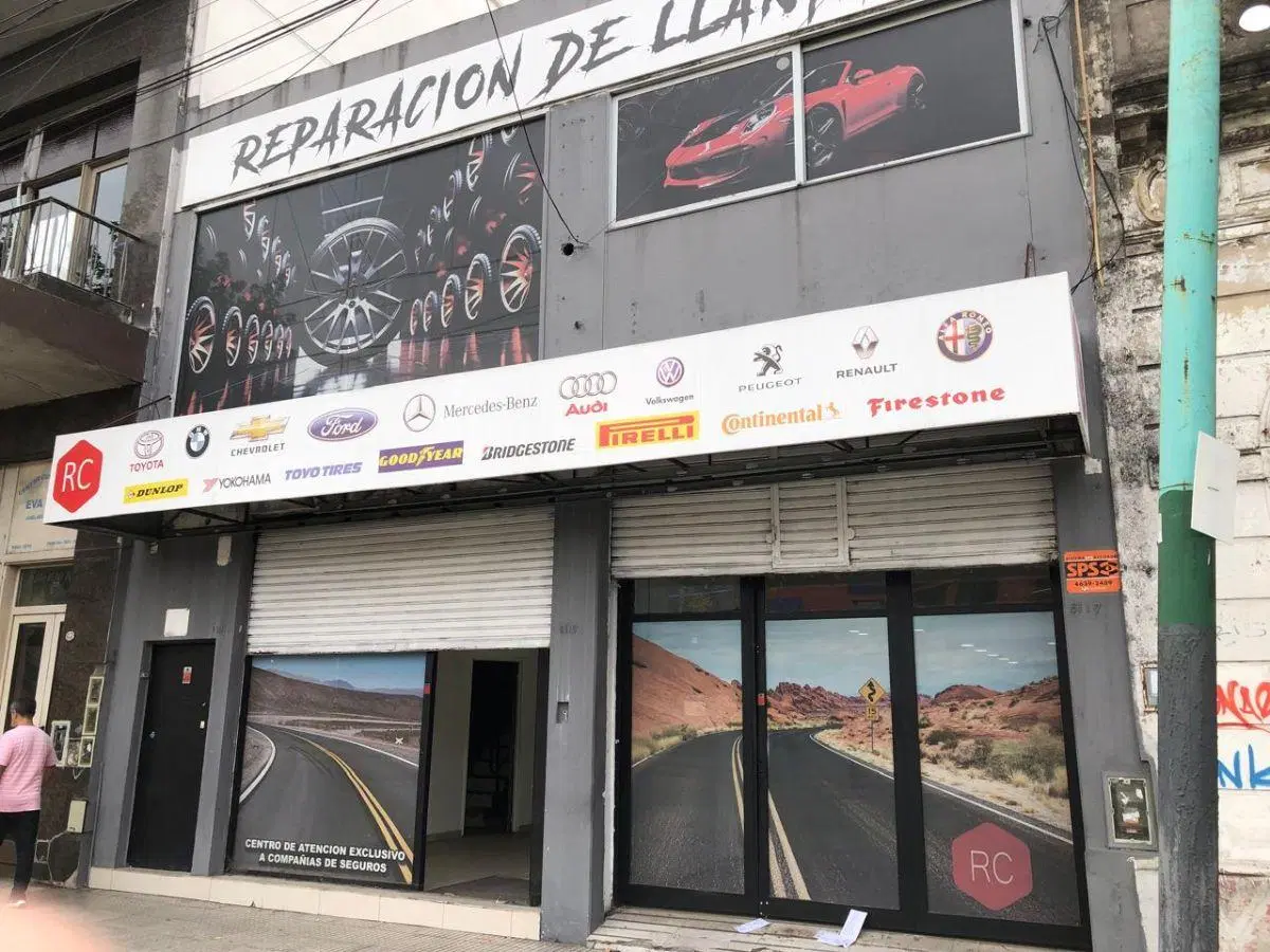 Excelente Local. Apto todo rubro. Gran ubicación! 1