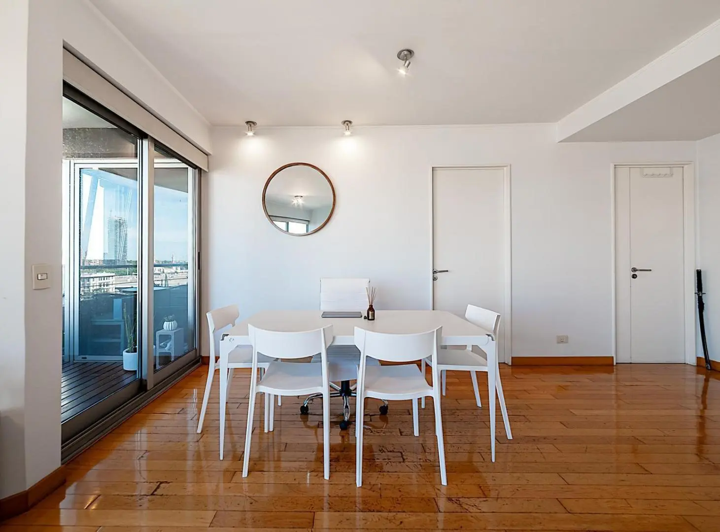Venta Departamento 2 ambientes con Pileta y Cochera, Palermo View. 3