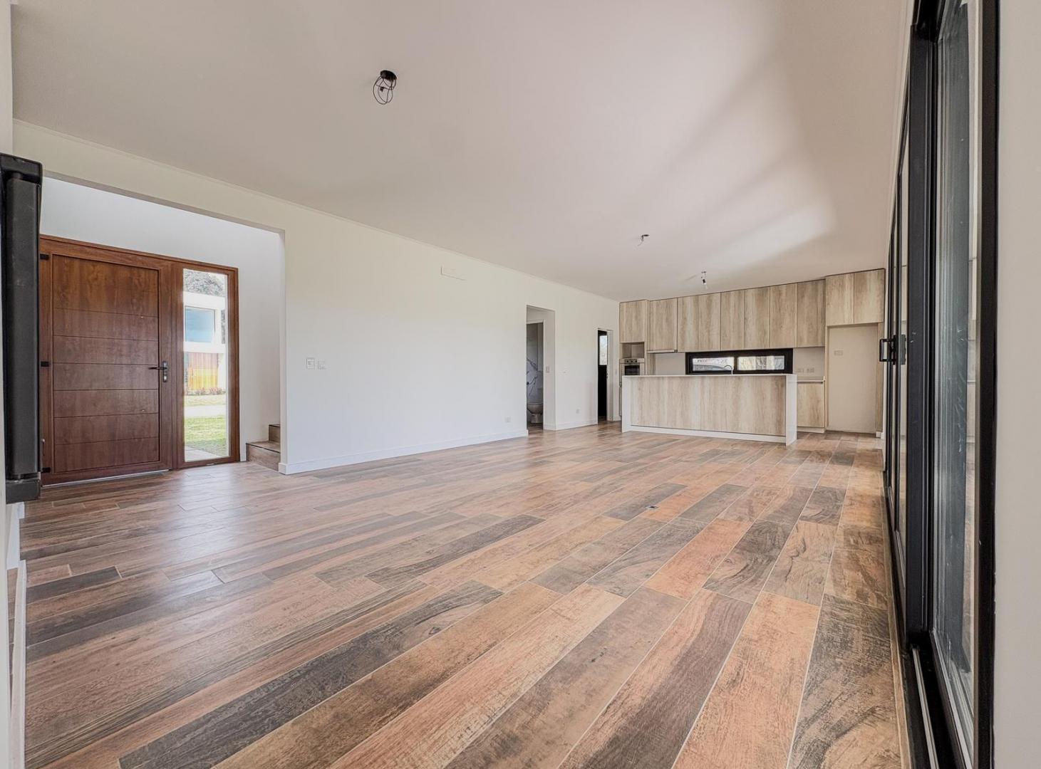 Foto de Venta Casa a estrenar de 4 ambientes sobre lote de 1200m2, Medal, imagen 3