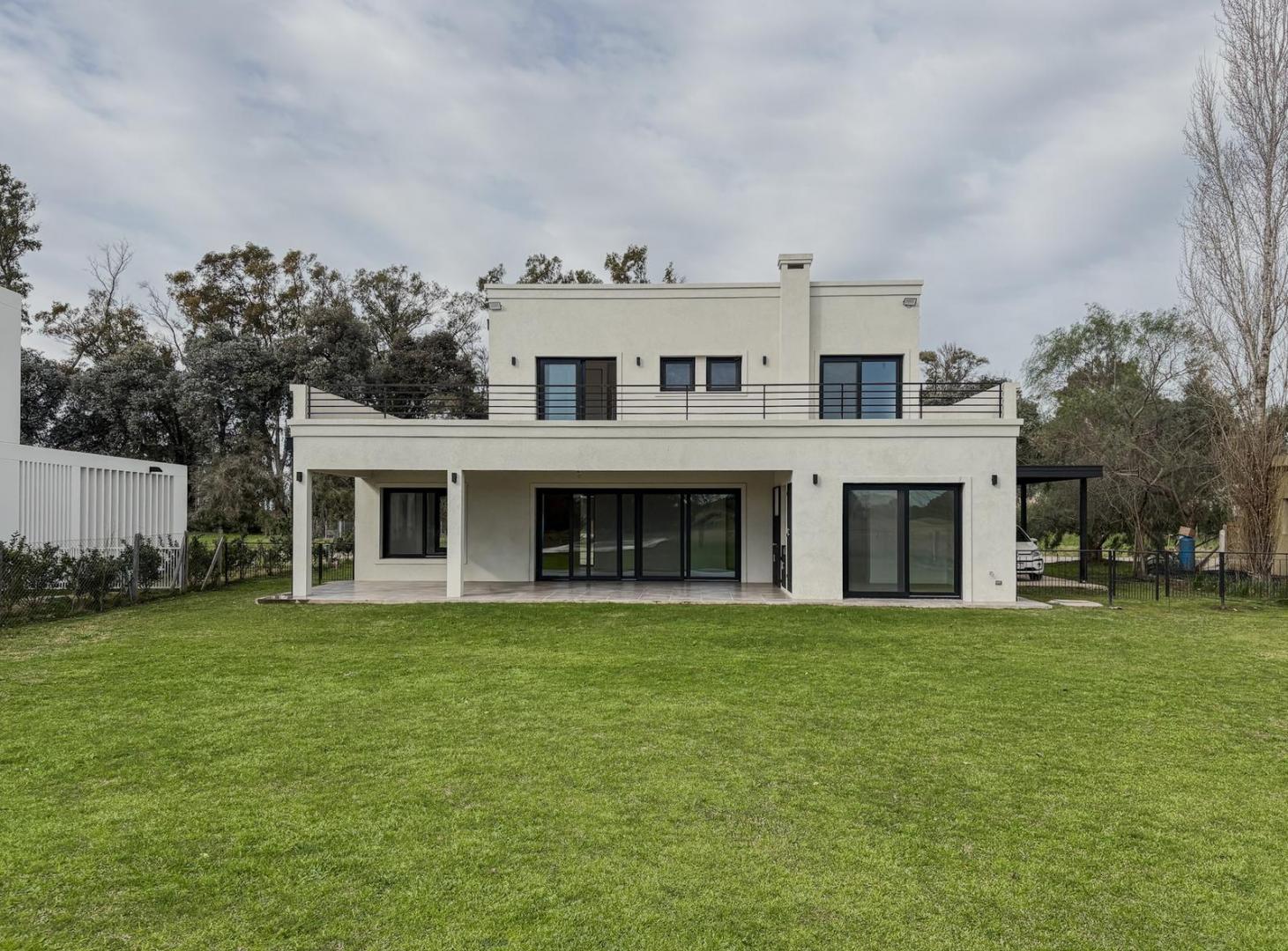 Foto de Venta Casa a estrenar de 4 ambientes sobre lote de 1200m2, Medal, imagen 1
