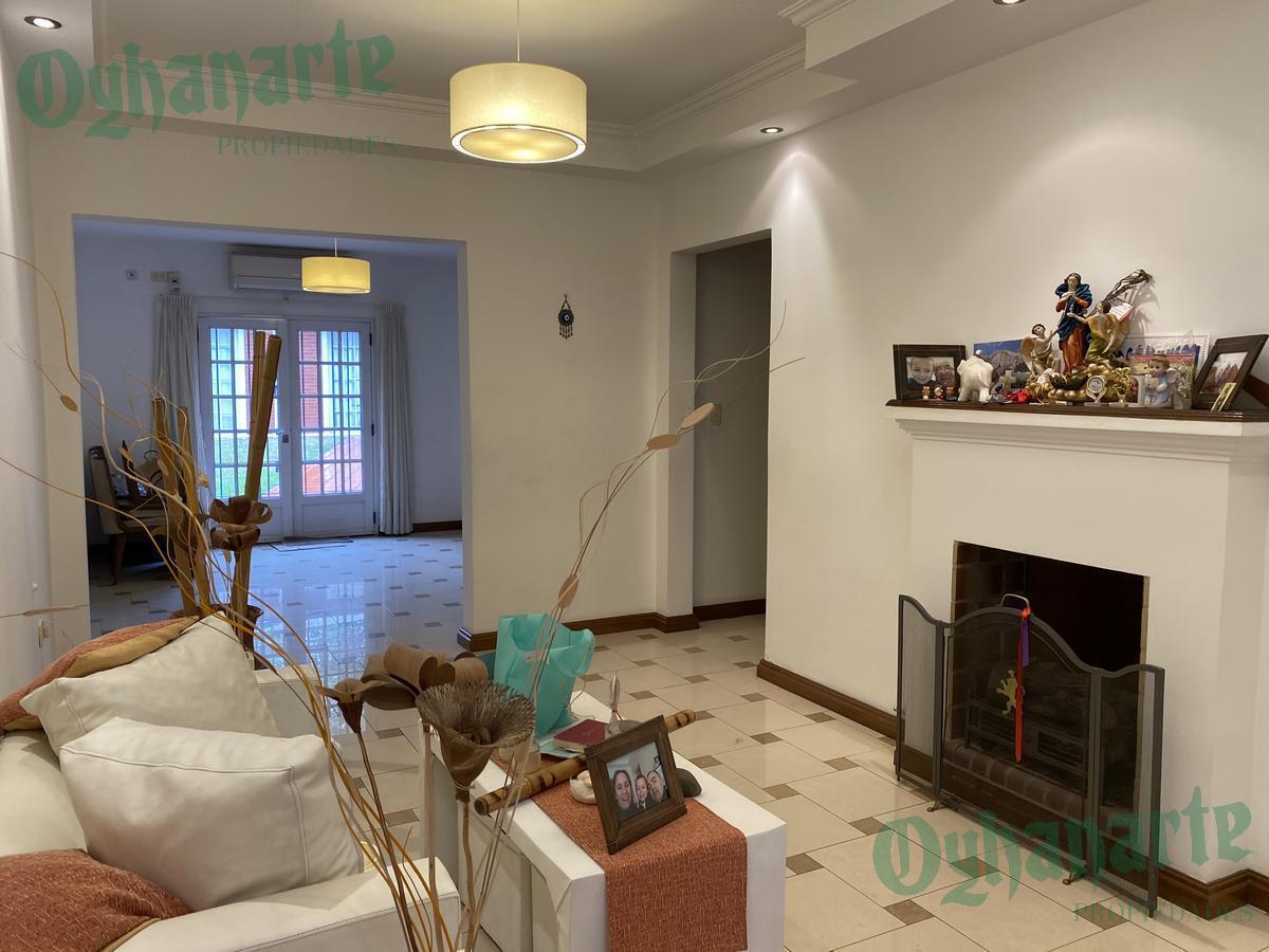 Impecable casa en venta – Castelar Norte APTO CRÉDITO
