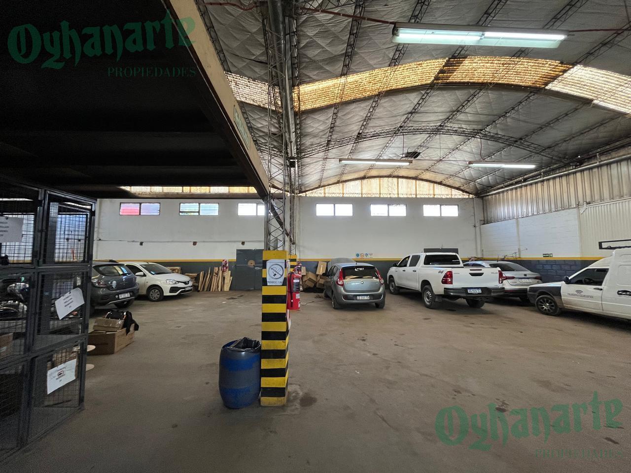 Foto de Venta de Nave Industrial en Ituzaingó - 200 mts de Acceso Oeste, imagen 1
