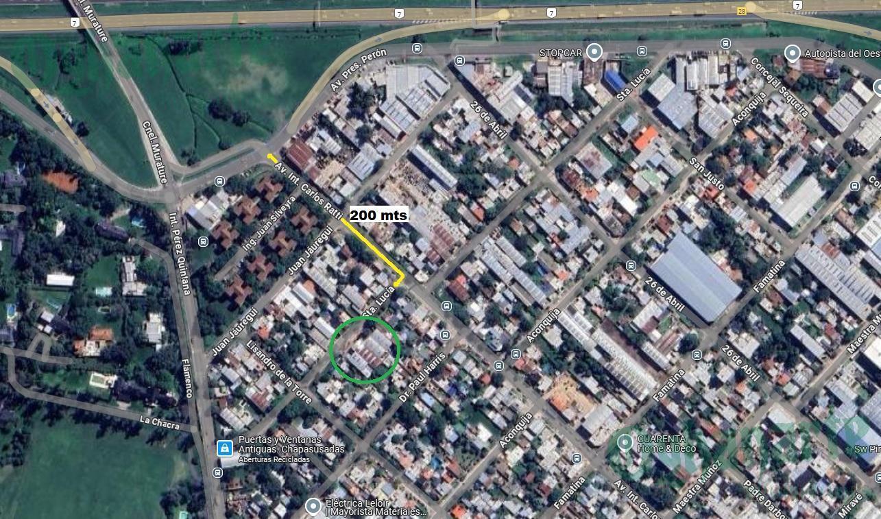 Venta de Nave Industrial en Ituzaingó - 200 mts de Acceso Oeste