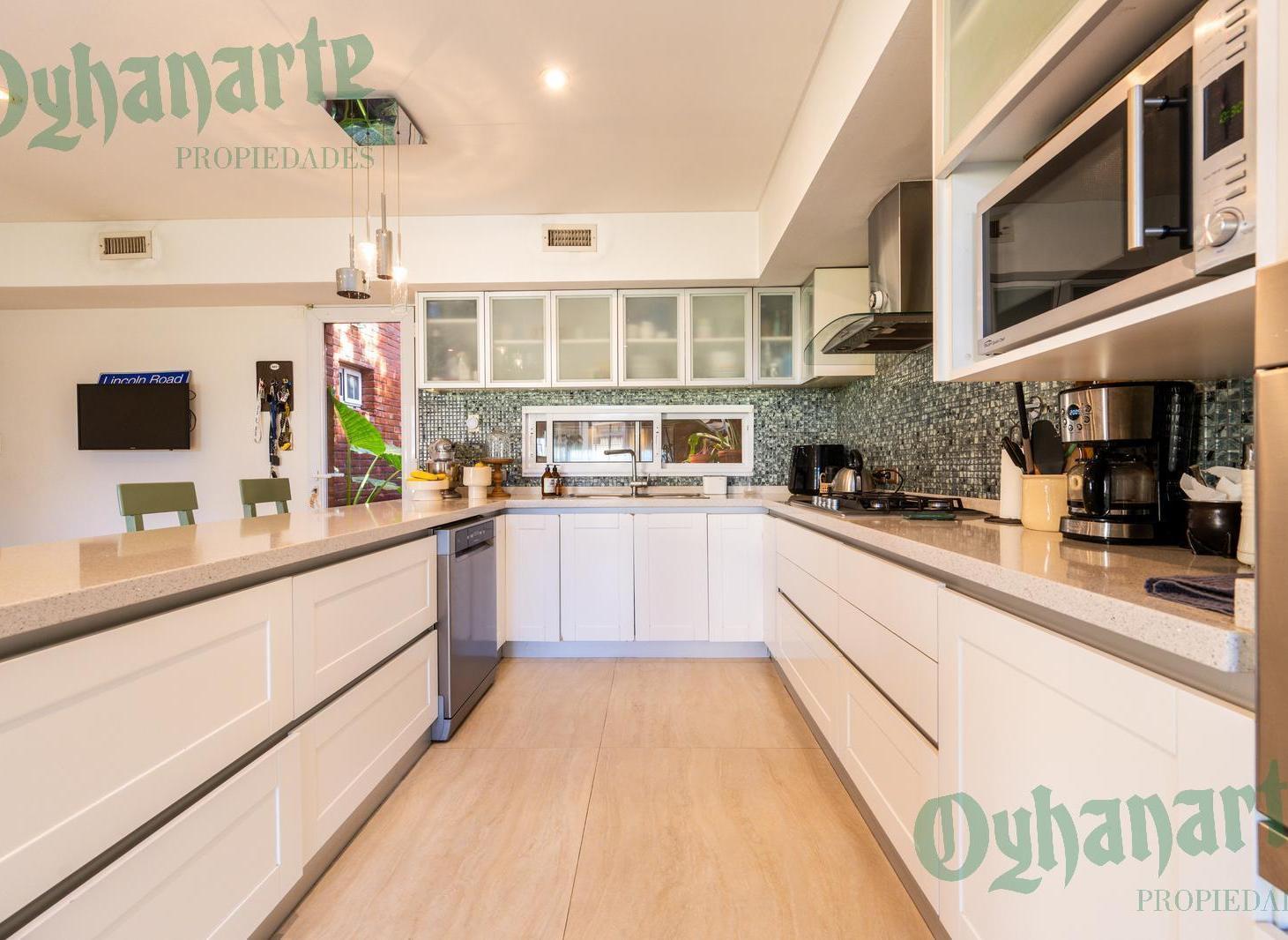 Venta - Chalet en Castelar 5 amb.