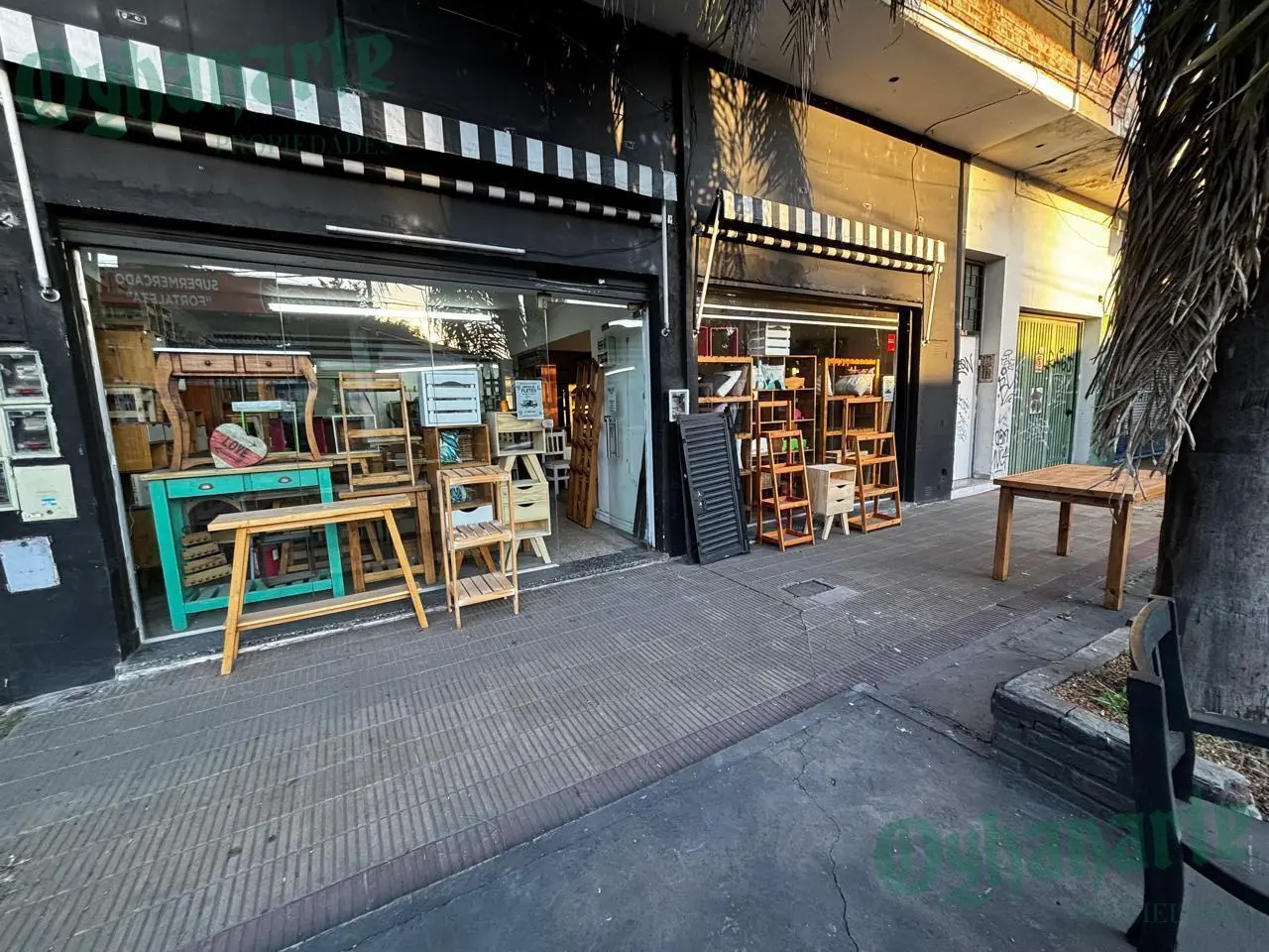 ALQUILER DE LOCAL EN CASTELAR NORTE SOBRE AV. SANTA ROSA 5