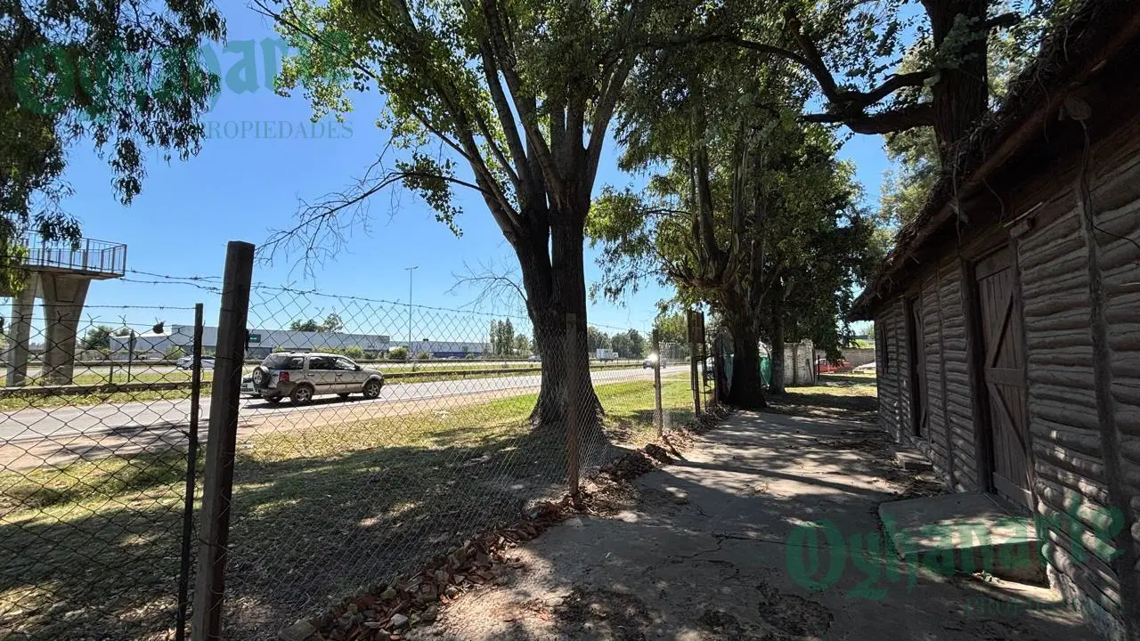 ALQUILER DE LOTE SOBRE ACCESO OESTE EN GENERAL RODRIGUEZ 2