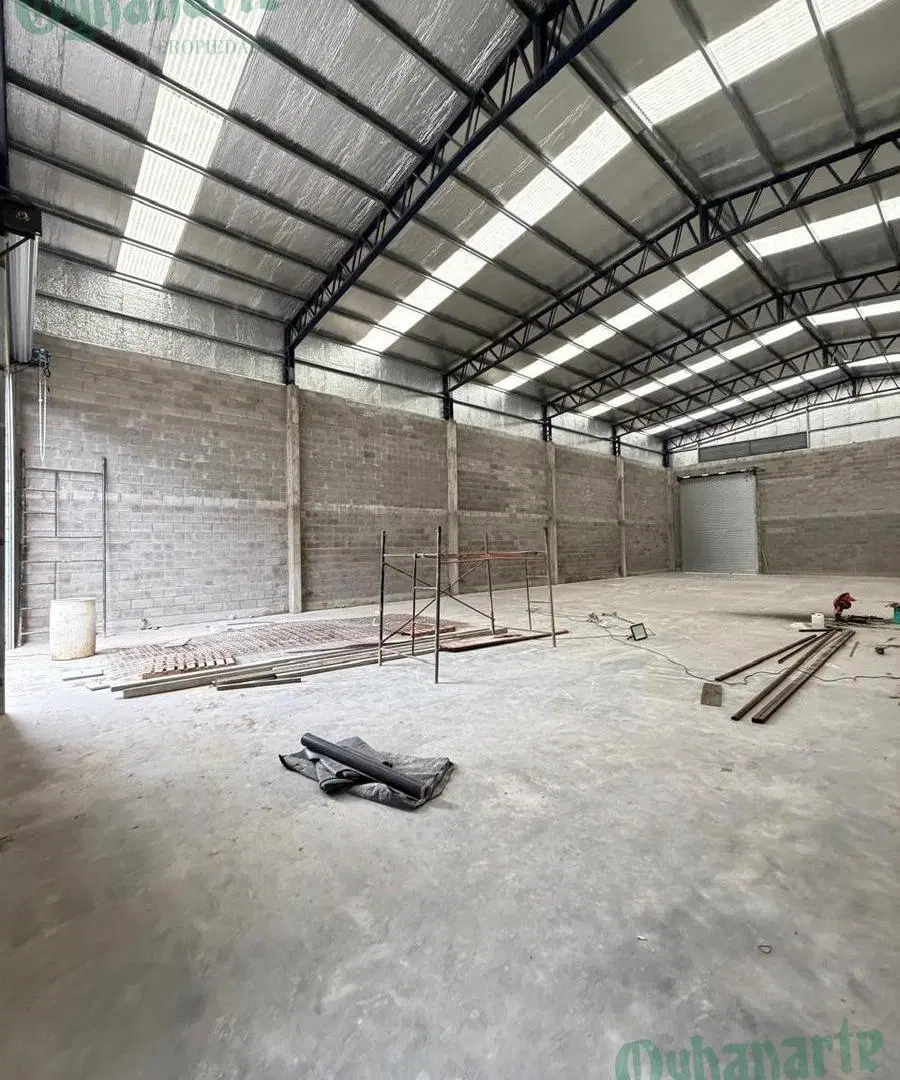 ALQUILER DE GALPÓN INDUSTRIAL EN MORENO - PROX ACCESO OESTE 1