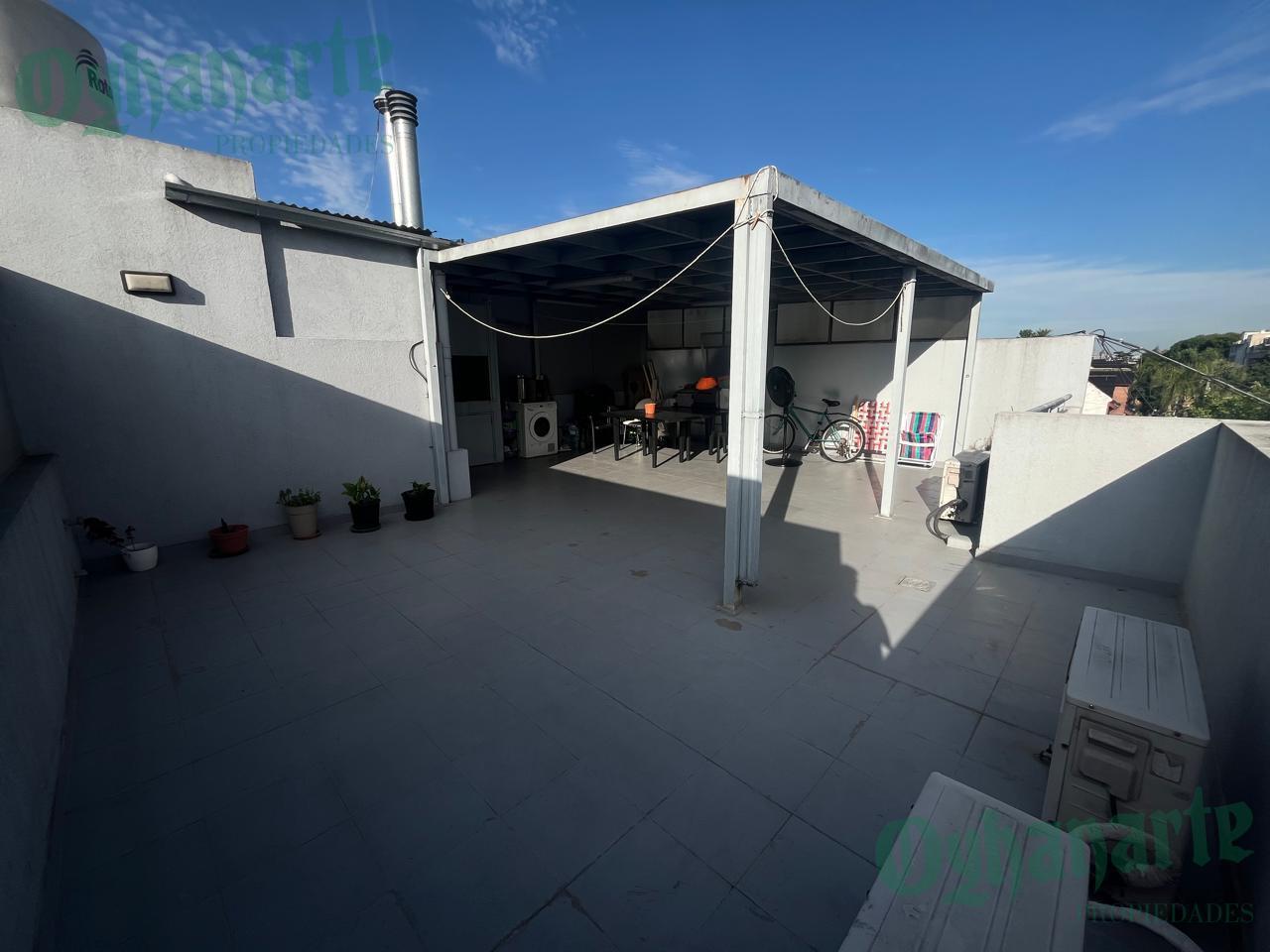 Foto de VENTA DE HERMOSO DEPARTAMENTO EN CASTELAR NORTE - 3 AMB - CON COCH, imagen 5