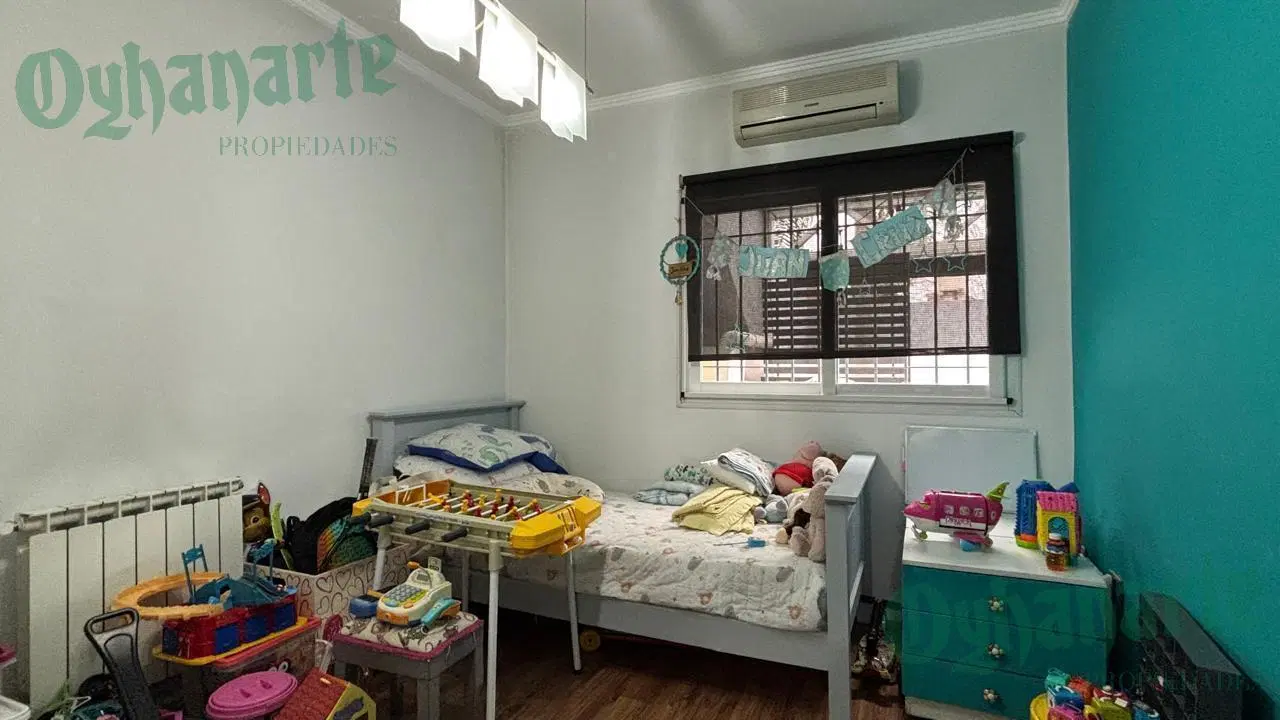 Venta de hermosa casa en Castelar Norte - Prox Av. Santa Rosa 3