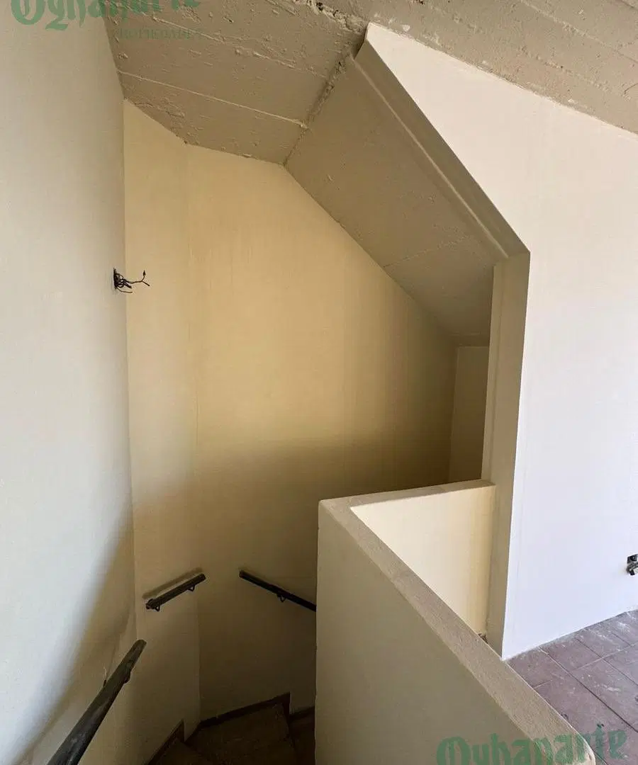 Comercial - Alquiler de local en Acceso Oeste y Santa Rosa - Castelar 8