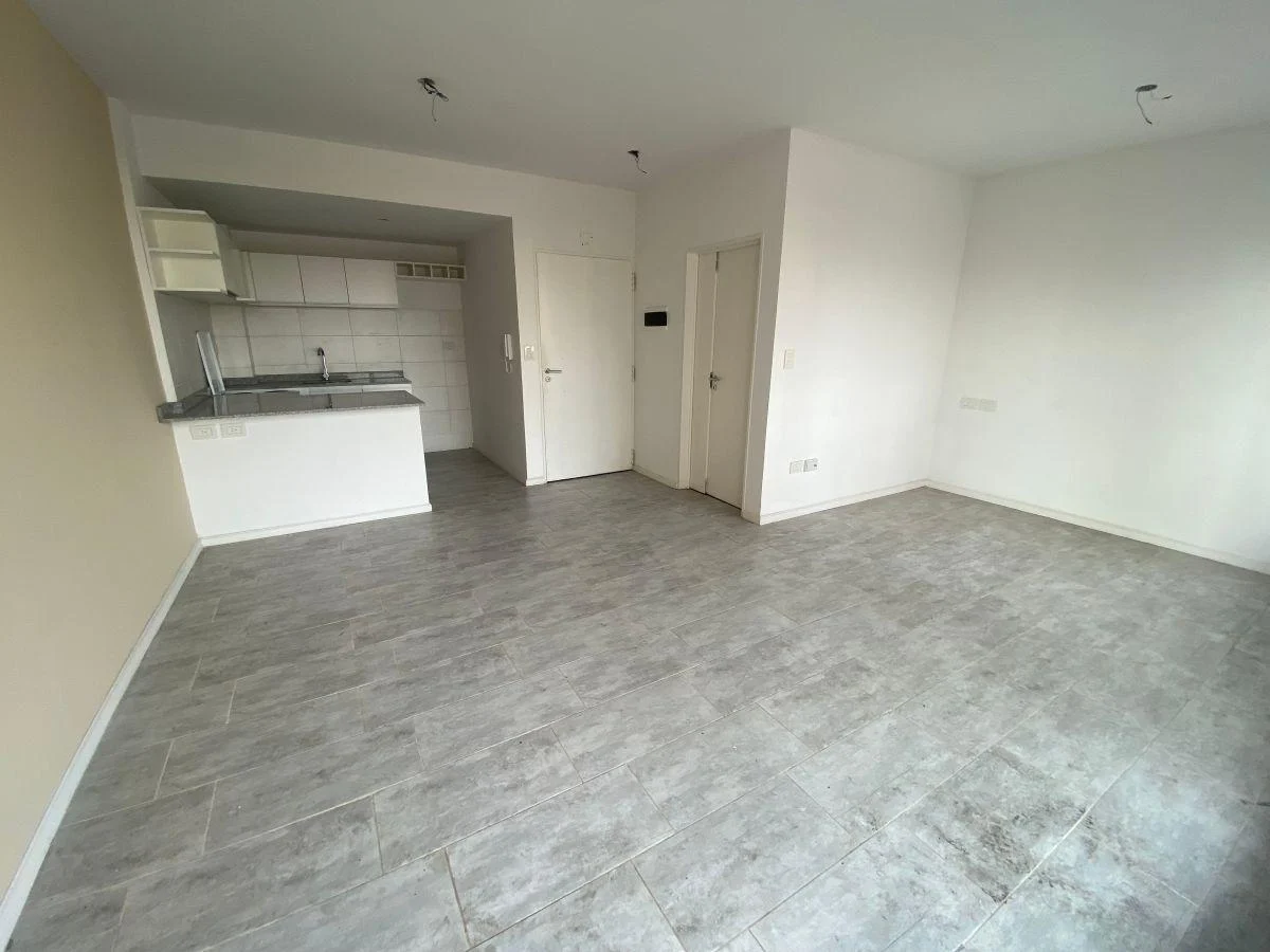 Venta de Departamento 1 Ambiente con Balcón al Frente y Amenities a Estrenar en San Cristóbal!