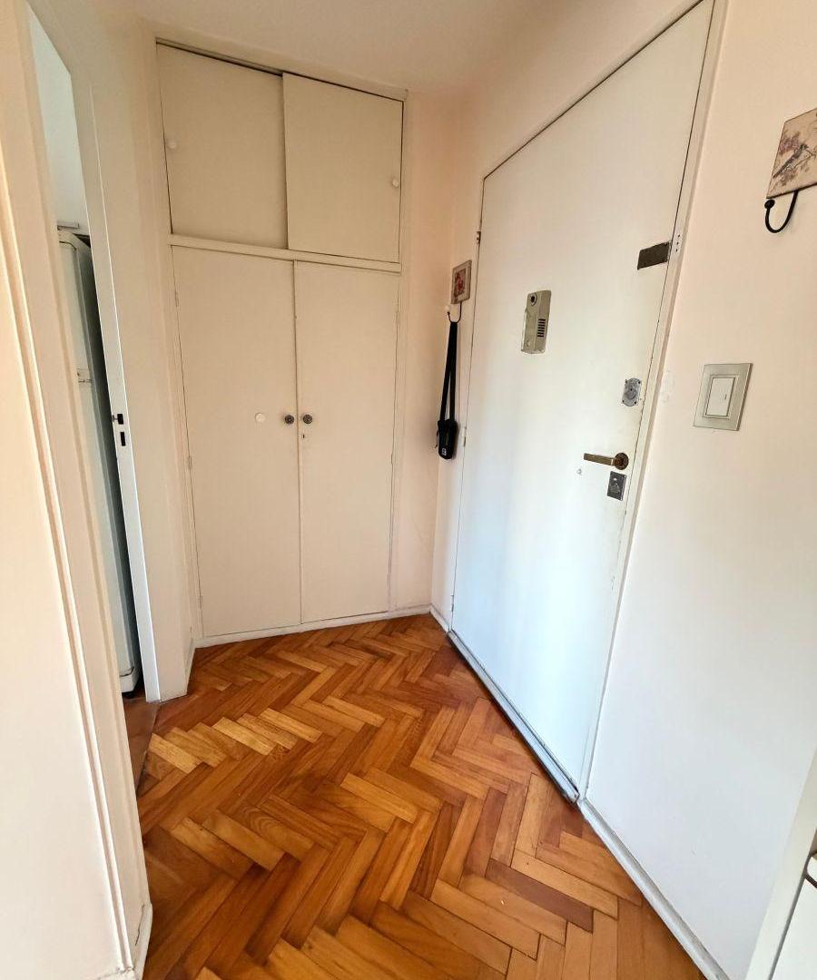 Foto de Venta departamento de 2 ambientes con lavadero en Belgrano, imagen 2