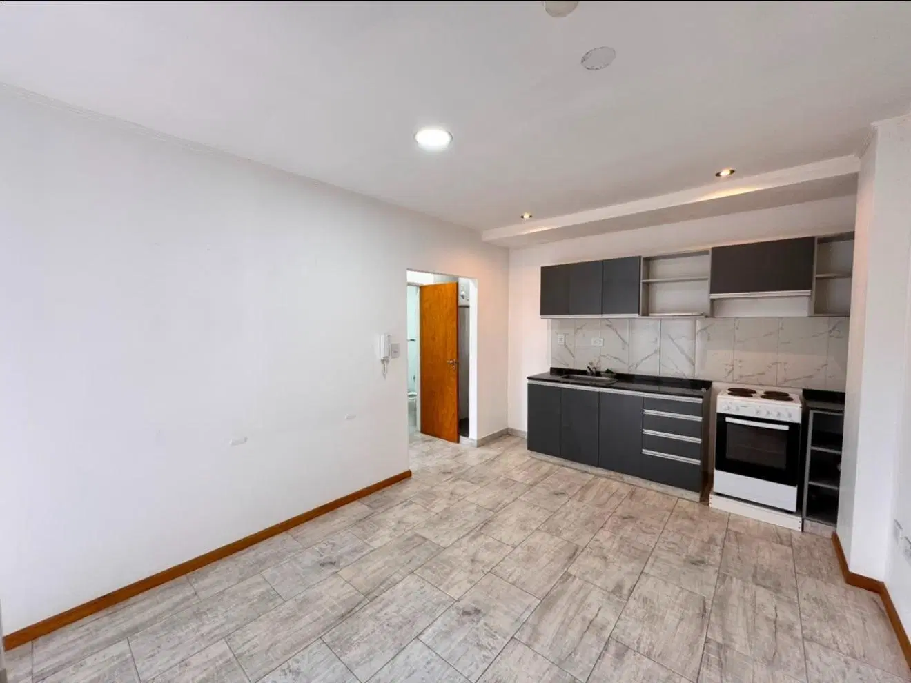 DEPARTAMENTO 2 AMBIENTES - CENTRO, RESISTENCIA 2