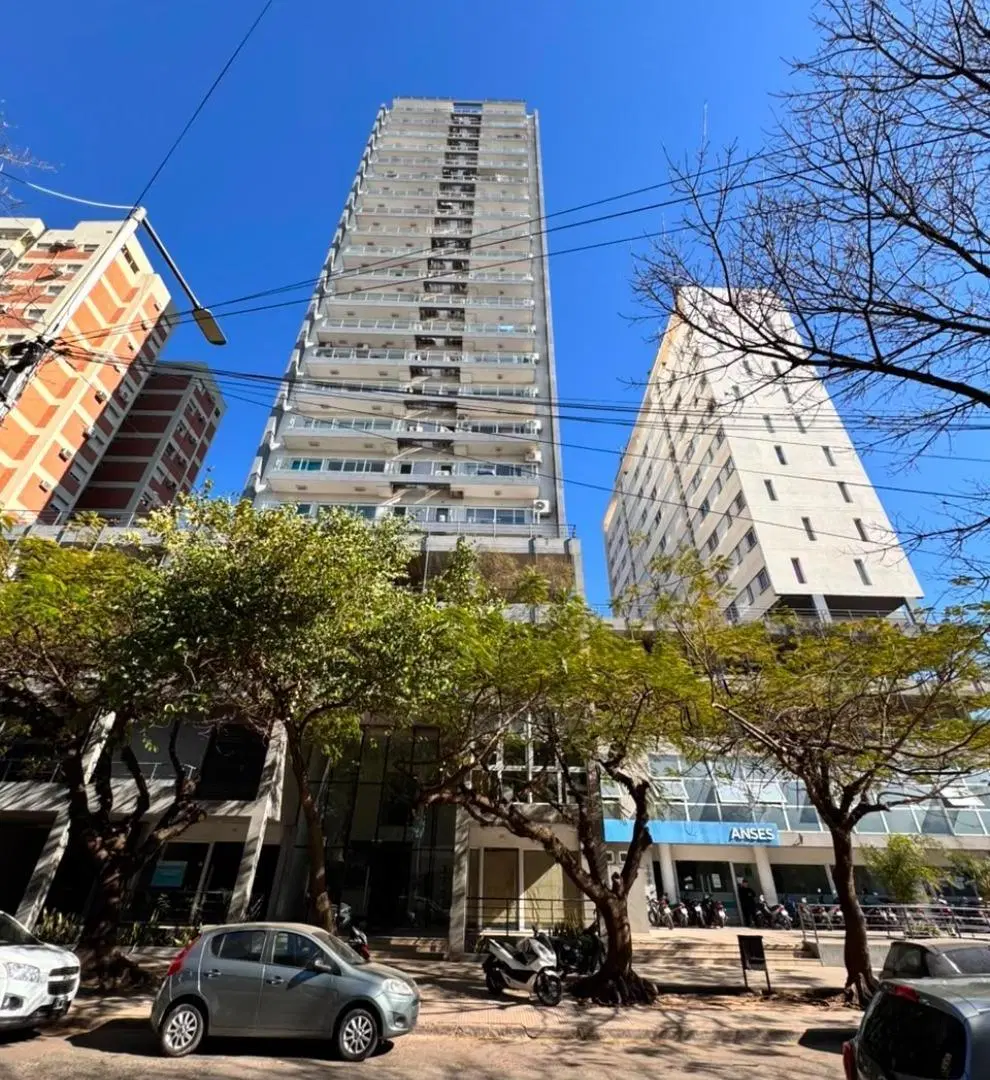 DEPARTAMENTO 3 AMBIENTES - MICROCENTRO, RESISTENCIA 8