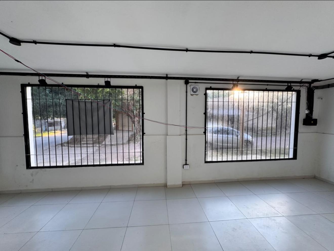 Foto de LOCALES - A LA CALLE - VILLA CHICA, RESISTENCIA, imagen 4