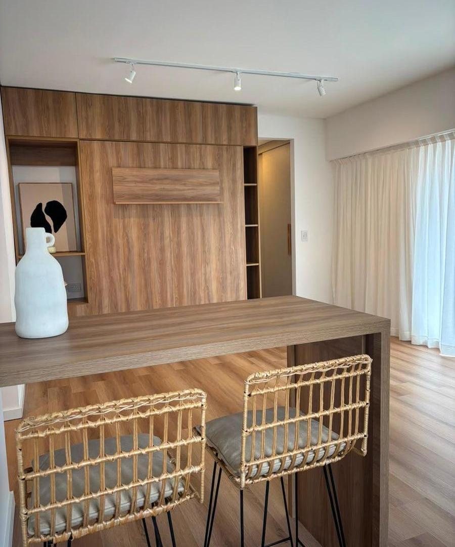 Foto de Amplio monoambiente en venta - Santa Fe y Azcuenaga, imagen 3