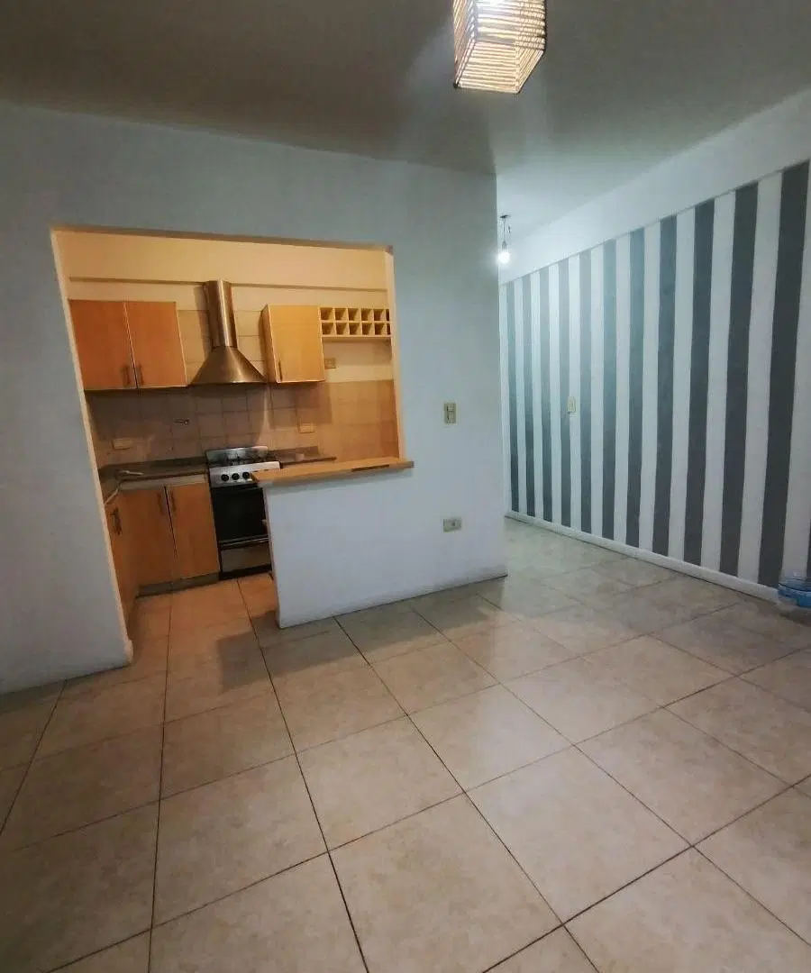 DEPTO 2 AMB PLANTA BAJA CON PATIO 2