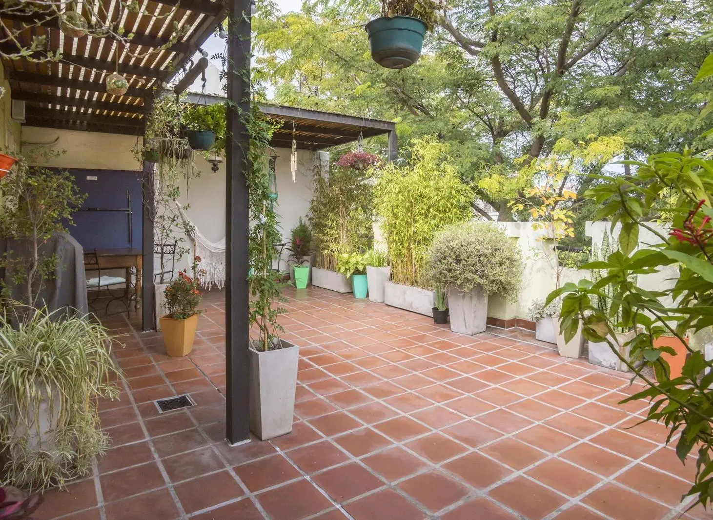 PH de 6 Ambientes Patio, dos terrazas y Cochera En Caballito 4