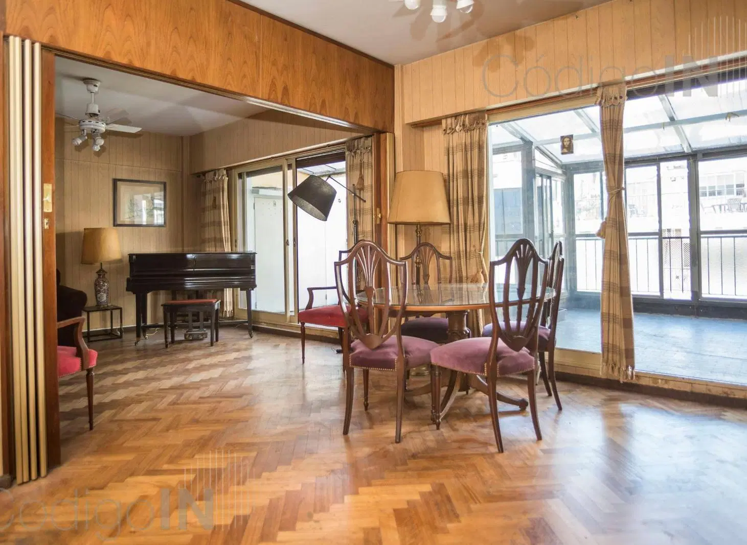 OPORTUNIDAD UNICA UBICACIÓN PREMIUM, TRES AMBIENTES CON BALCÓN TERRAZA 2