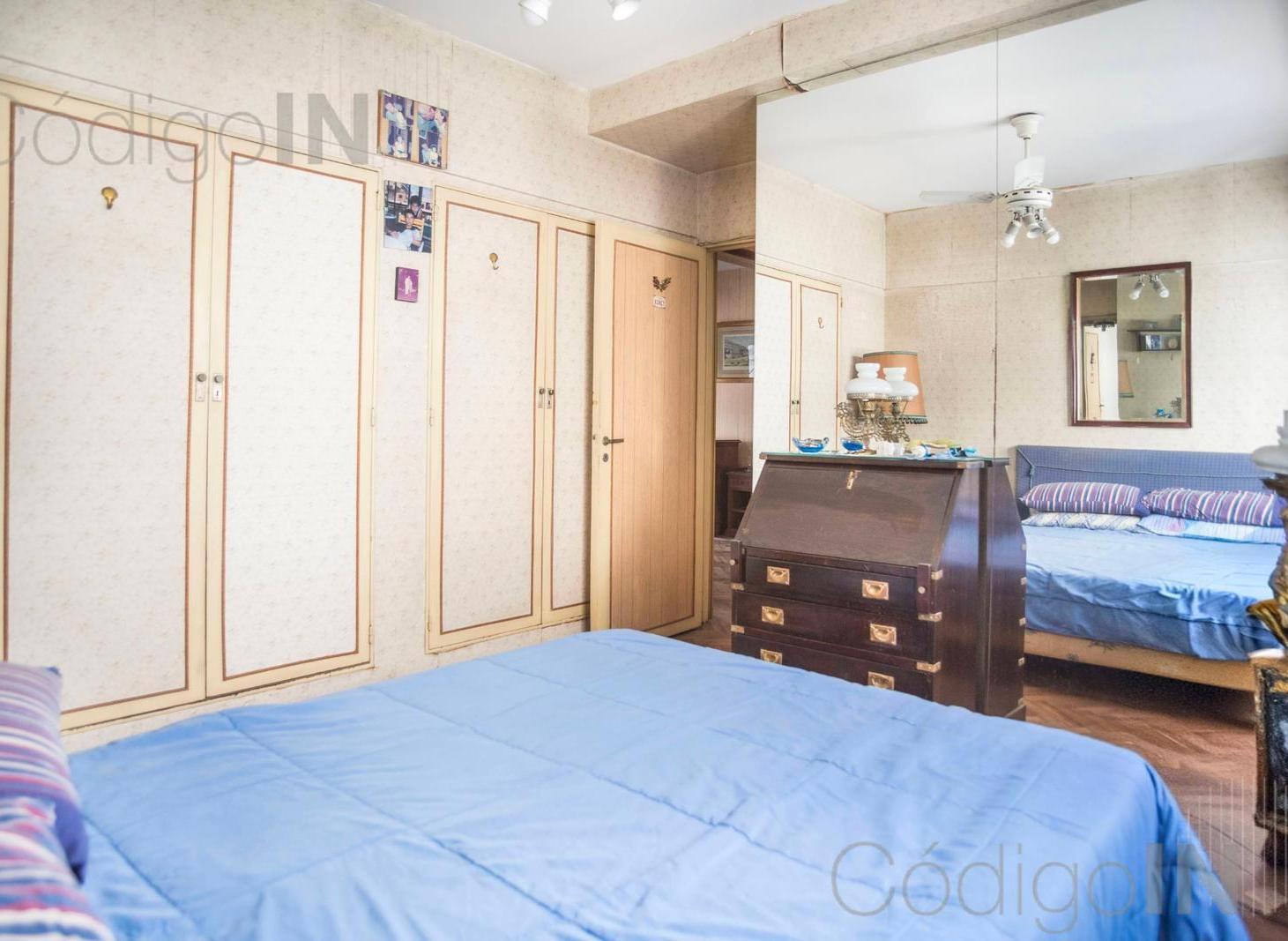 OPORTUNIDAD UNICA UBICACIÓN PREMIUM, TRES AMBIENTES CON BALCÓN TERRAZA