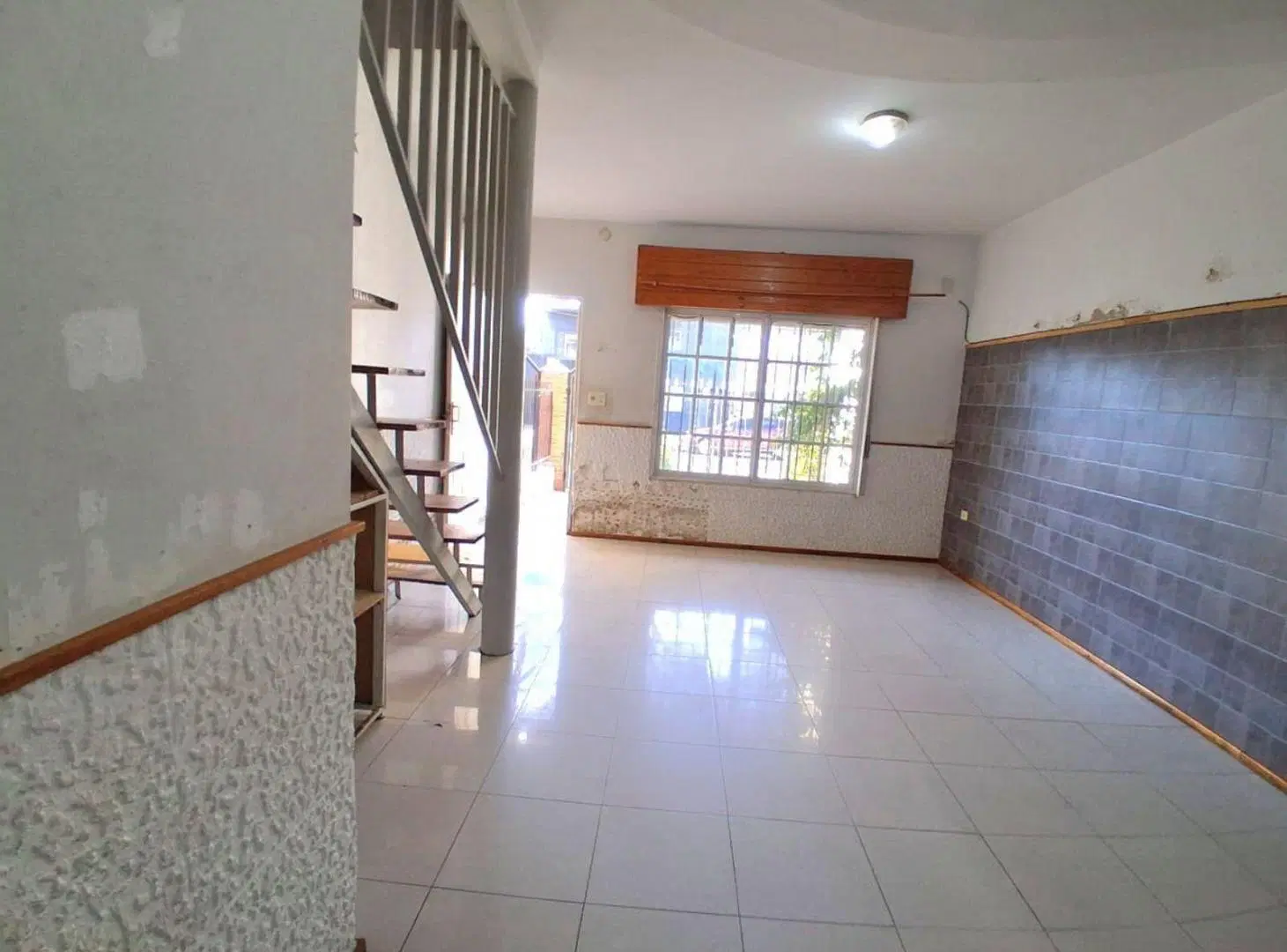 Oportunidad única en la Zona Residencial de Flores 4
