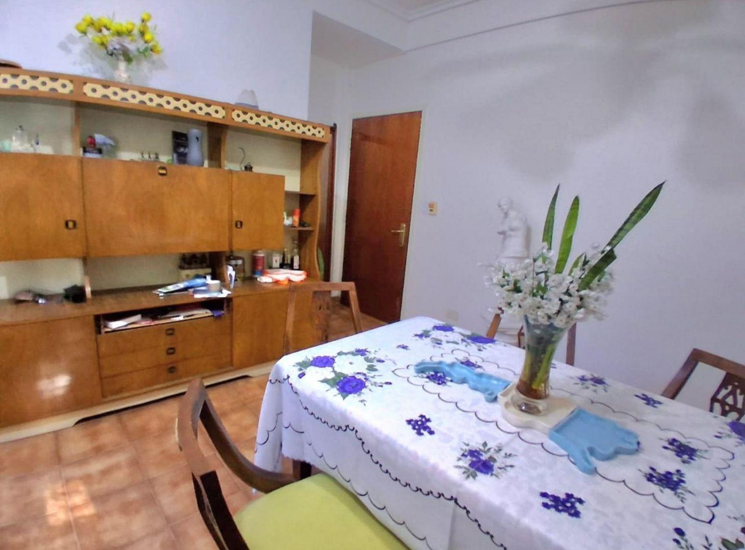 Foto de VENTA Departamento TRES AMBIENTES CON PATIO, imagen 3