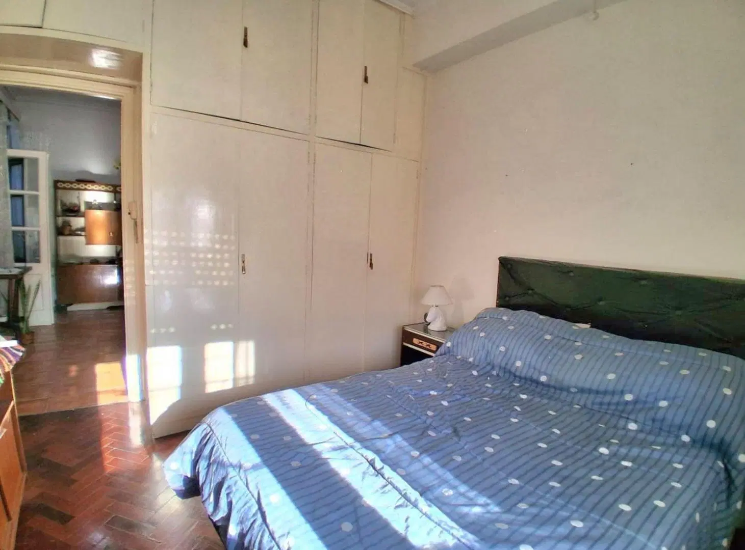 VENTA Departamento TRES AMBIENTES CON PATIO 4