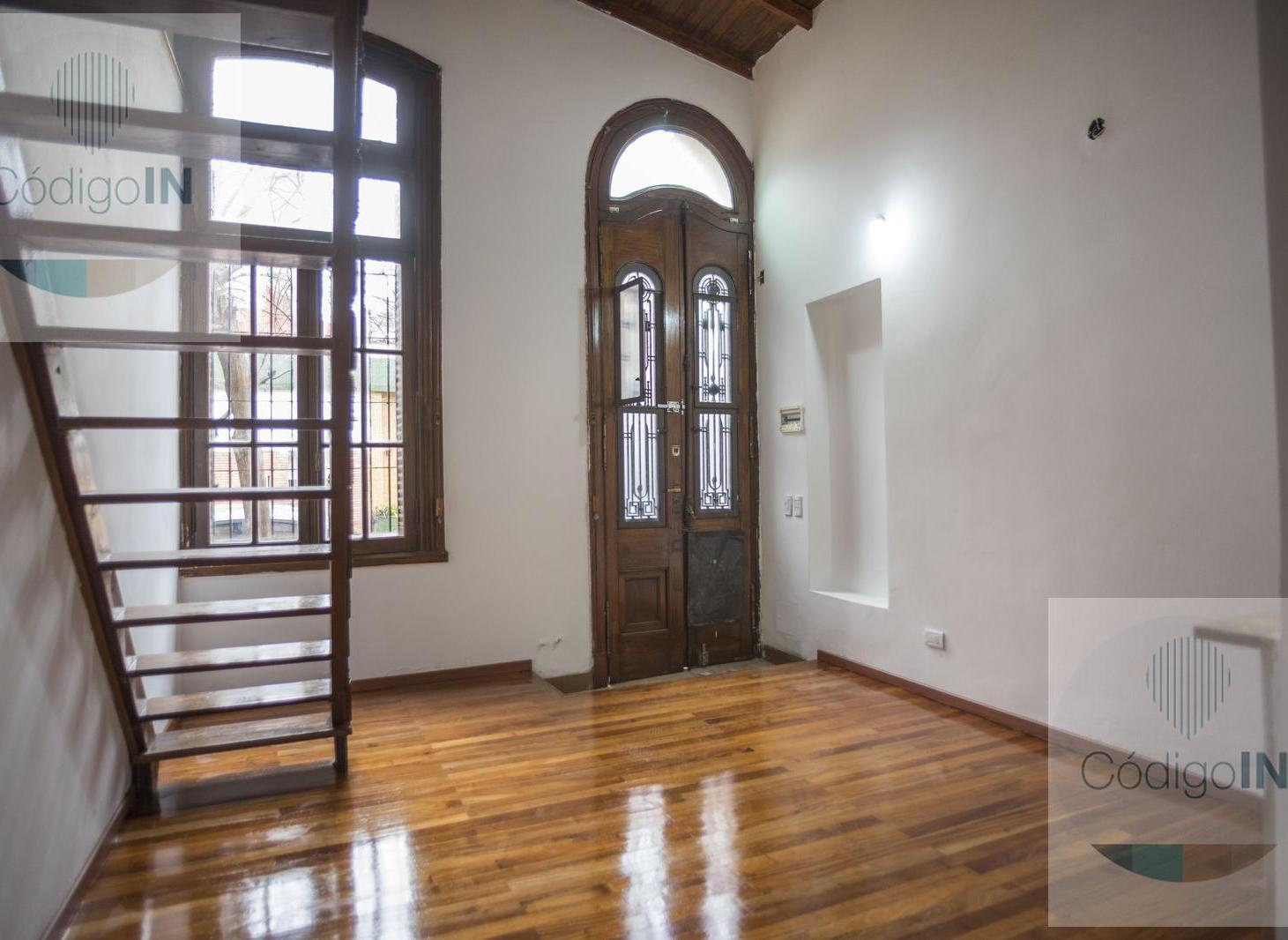 Foto de PH TIPO CASA DE 7 AMBIENTES RECICLADO A NUEVO, imagen 4