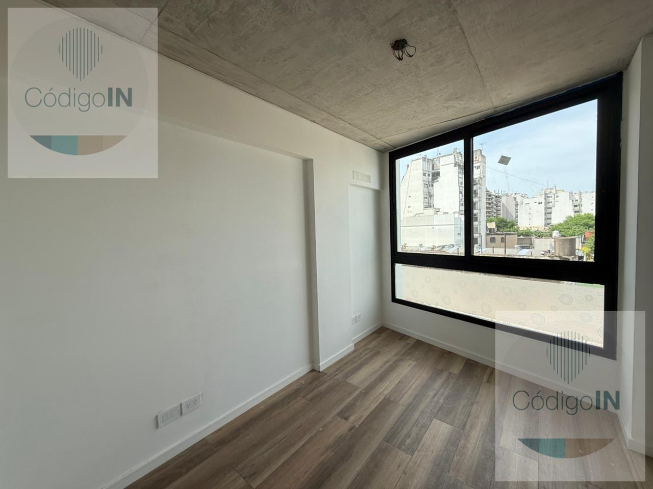 Foto de VENTA - TRES AMBIENTES - TERRAZA - PALERMO, imagen 4