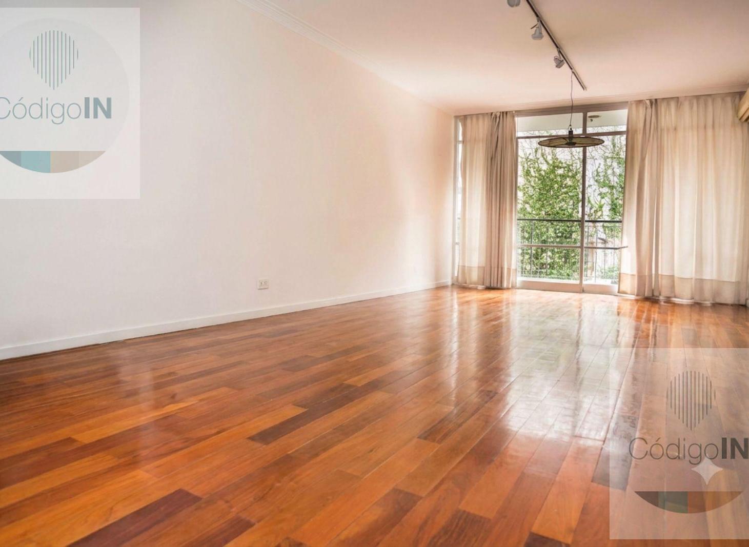 Foto de Oportunidad en Zona Exclusiva! Departamento 4 ambientes con Cochera, imagen 2