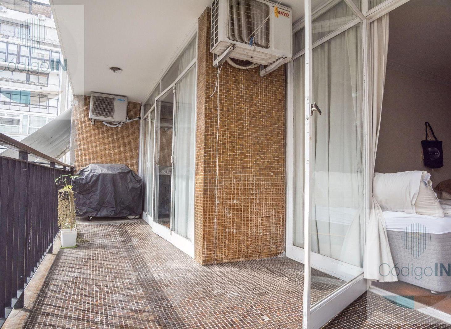 Foto de Oportunidad en Zona Exclusiva! Departamento 4 ambientes con Cochera, imagen 3