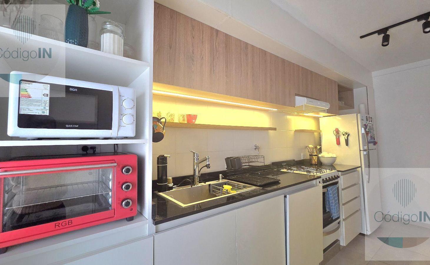 Foto de SEMIPISO 4 AMBIENTES |RECICLADO A NUEVO | PALIER PRIVADO Y BALCON, imagen 4