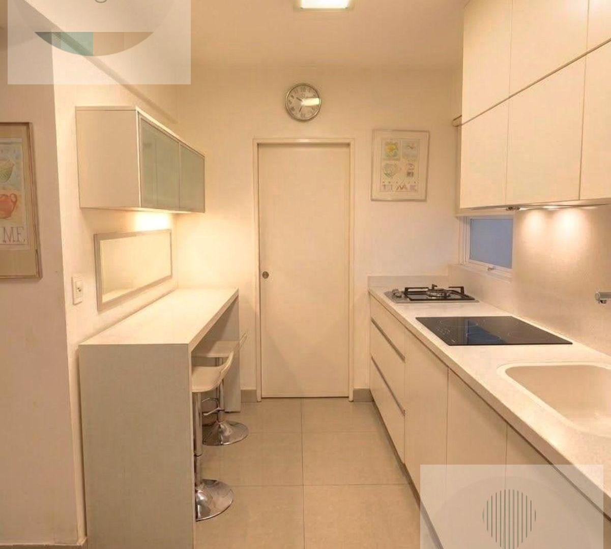 Foto de Oportunidad en Zona Exclusiva! Departamento 4 ambientes con Cochera, imagen 3