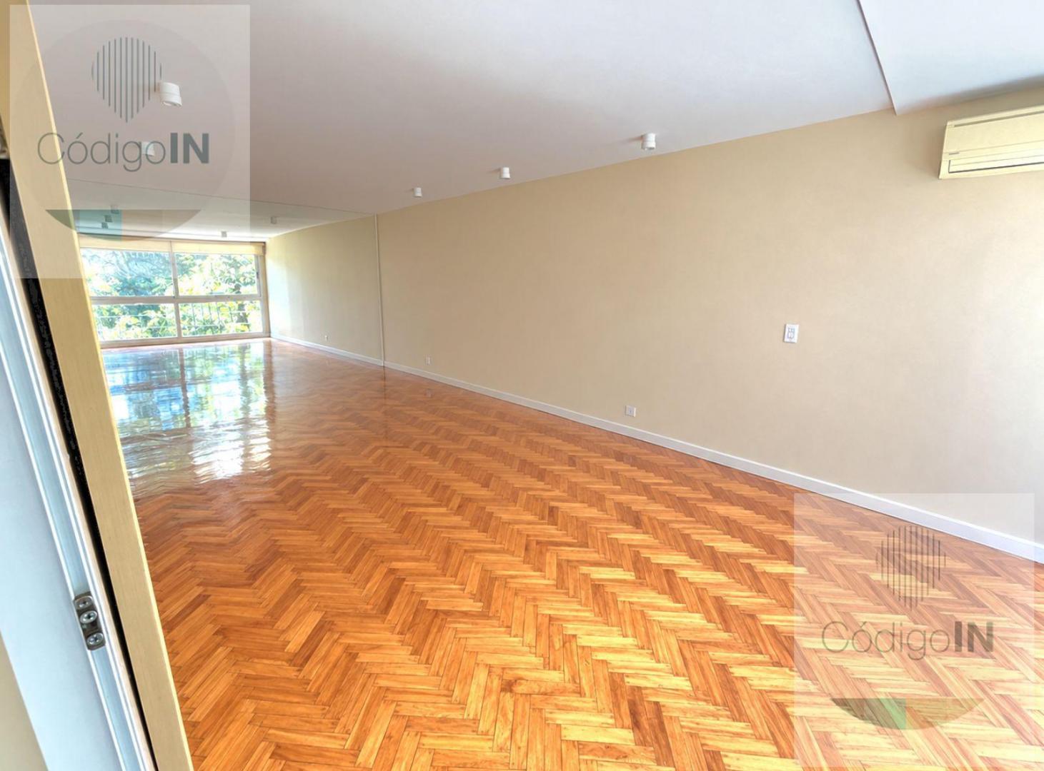Foto de Oportunidad en Zona Exclusiva! Departamento 4 ambientes con Cochera, imagen 5