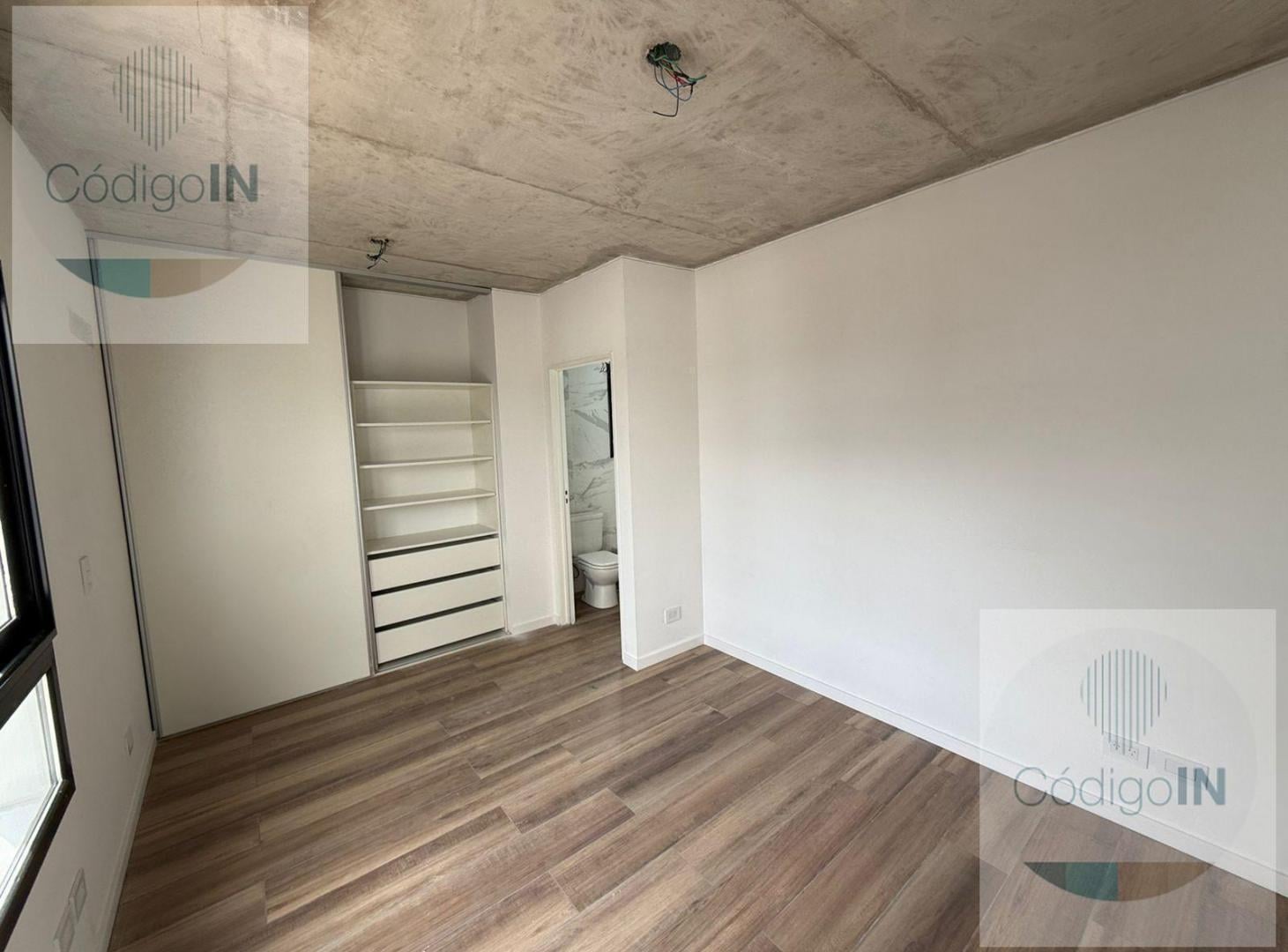 Foto de VENTA - DOS AMBIENTES - TERRAZA - PALERMO, imagen 2