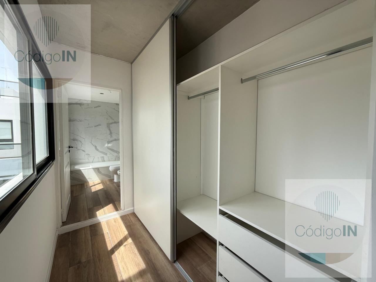 Foto de VENTA - DOS AMBIENTES - TERRAZA - PALERMO, imagen 3