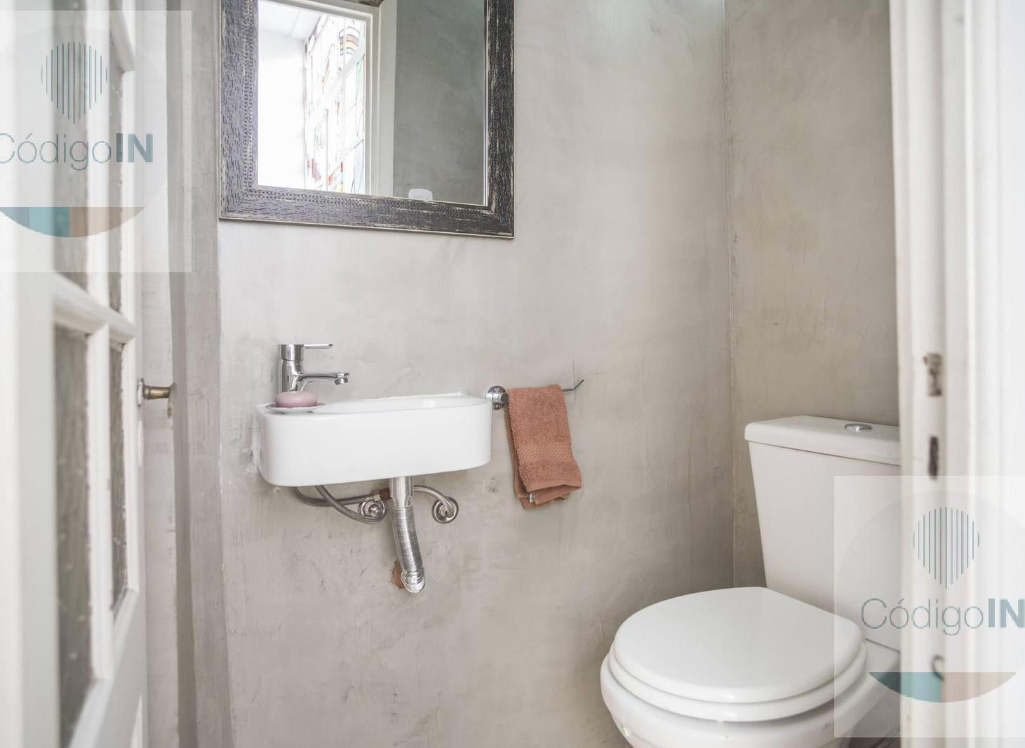 Foto de Venta PH de 6 Ambientes con Patio, dos terrazas y Cochera cubierta, imagen 2