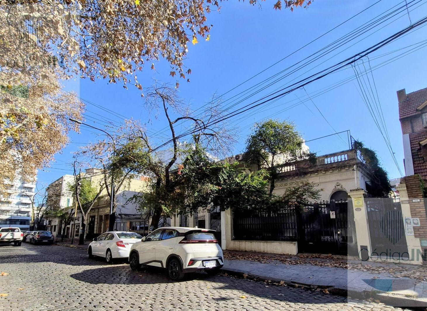 Foto de Encantador PH de 4 ambientes con Terraza y Parrilla, ubicado en el, imagen 3