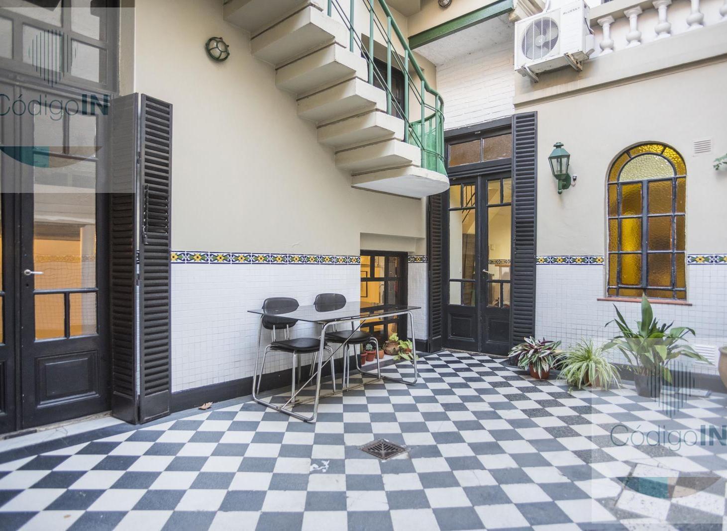 Foto de Encantador PH de 4 ambientes con Terraza y Parrilla, ubicado en el, imagen 1