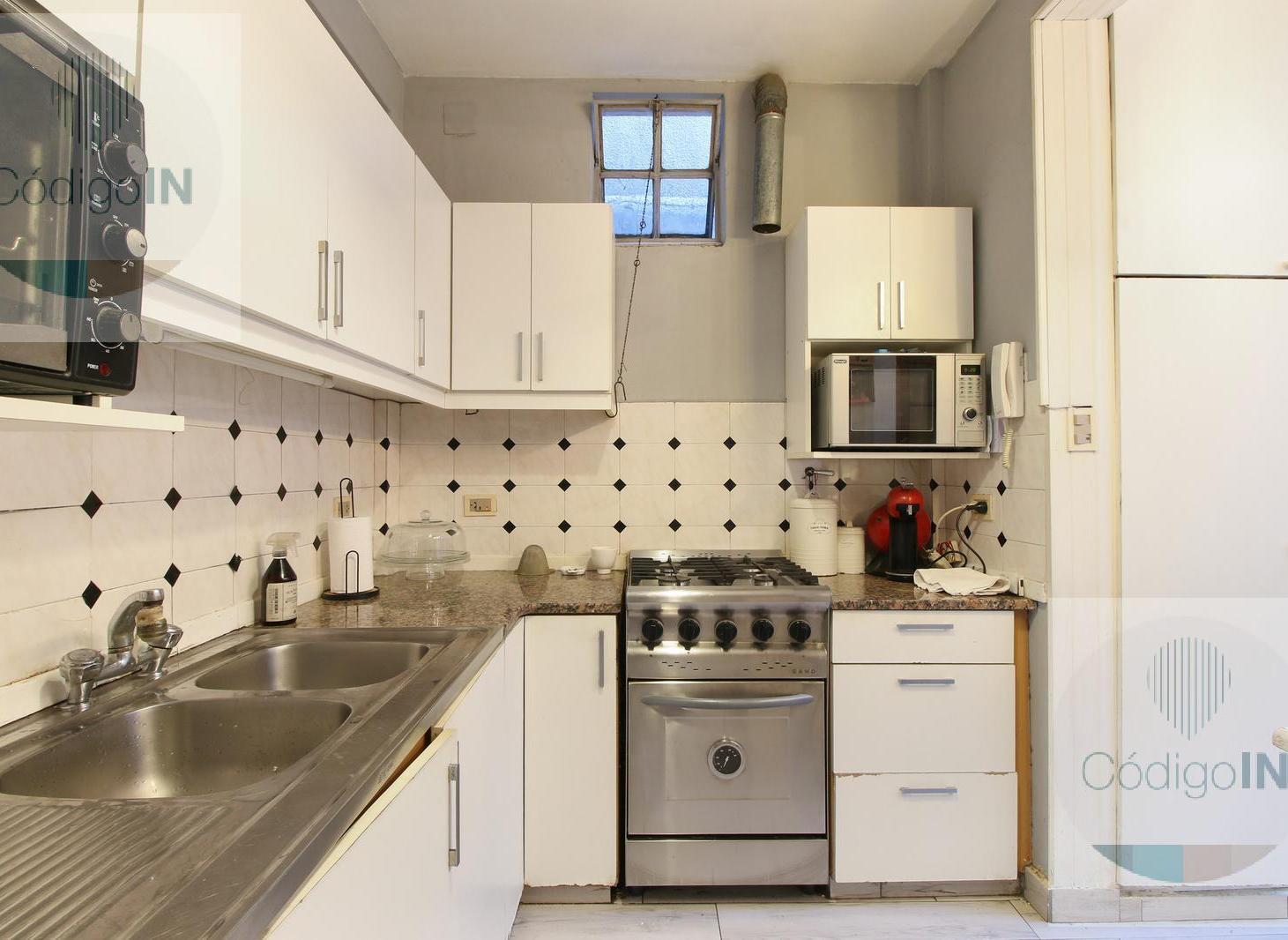 Foto de Venta PH 4 Ambientes en 3 Plantas, con PATIO y TERRAZA, Paternal, imagen 3